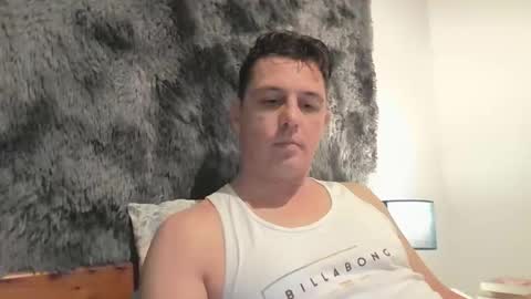 Artnoyz Shower online show from September 28, 12:41 am