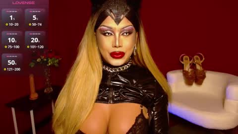 zyradom online show from December 16, 12:44 pm