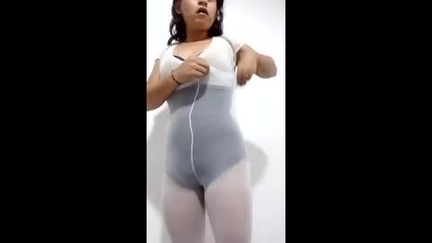 zzzlannimuslzzz online show from March 7, 3:01 pm