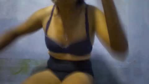 zzzlannimuslzzz online show from January 6, 2:26 am